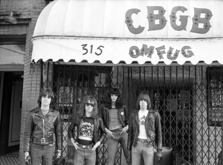 Ramones Ramones