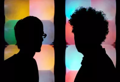 Simian Mobile Disco revela detalhes do novo álbum