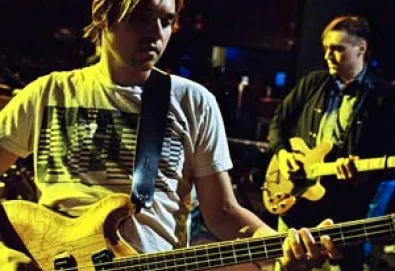 Vídeo traz imagens do início de carreira do Arcade Fire