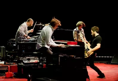 Ouça EP de versões remixadas do novo álbum do Death Cab For Cutie