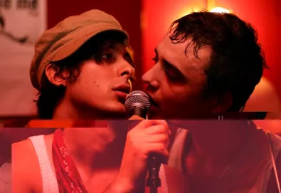 Retorno dos Libertines é desmentido por Carl Barât