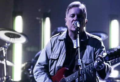 Faixa inédita do New Order aparece em nova coletânea; ouça aqui "Hellbent"