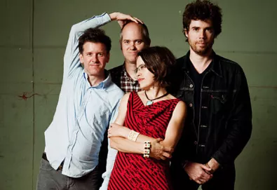 Superchunk: vídeo de "Learned to Surf" traz cenas de shows no Brasil