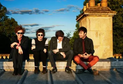 Vídeo: The Kooks com "Is It Me"; novo álbum sairá em setembro