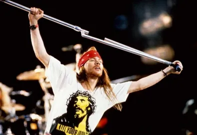 Membros originais do Guns n' Roses se reúnem para o Rock & Roll of Fame