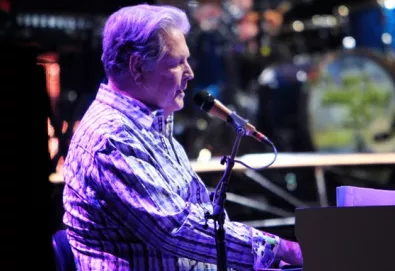 Beach Boys se apresenta na TV americana; veja os vídeos