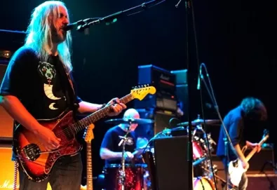 Dinosaur Jr. e Johnny Marr fazem versão de clássico dos Smiths; veja aqui