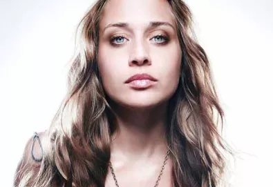 Fiona Apple no Brasil; cantora se apresentará em Porto Alegre, São Paulo e no Rio de Janeiro