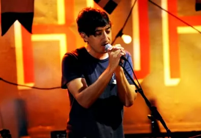Grizzly Bear insulta público inglês...depois se arrepende
