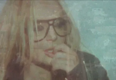 "Blue": novo vídeo do R.E.M. é estrelado por Lindsay Lohan