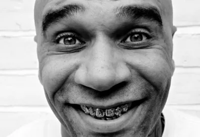 Flying Lotus, Burial e Photek em novo trabalho de Goldie