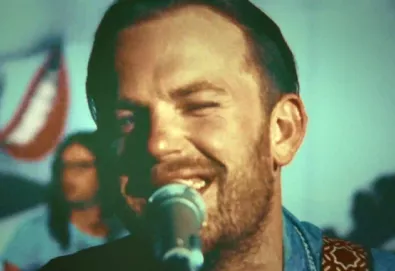 Kings Of Leon estreia nova música e vídeo