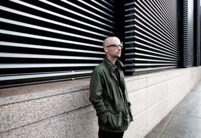 Moby dirige seu próprio vídeo; assista "A Case For Shame"