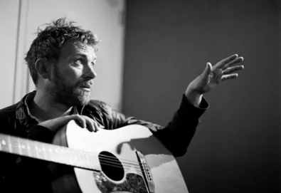 Confira os detalhes do álbum solo de Damon Albarn