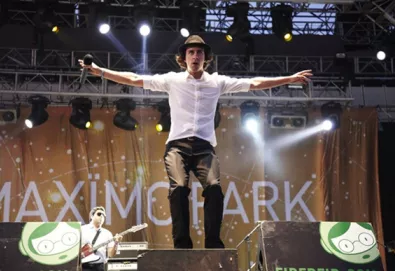 Novo álbum do Maximo Park chega em junho; ouça o primeiro single "The National Health"