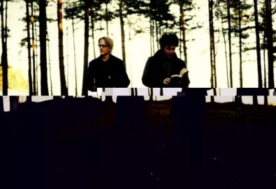 Simian Mobile Disco lança novo vídeo
