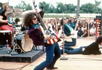 Morre Wayne Kramer, cofundador do MC5