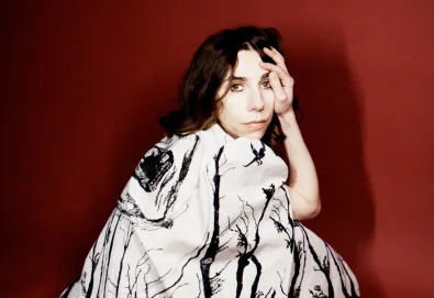 PJ Harvey homenageia sonda espacial no novo single “Voyager”