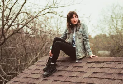 Courtney Barnett compartilha uma nova canção