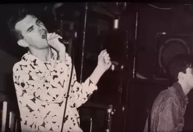 Minidocumentário celebra os 30 anos de 'The Queen Is Dead', dos Smiths