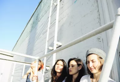 Vídeo: Warpaint "New Song"