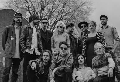 Ouça: Broken Social Scene - “Old Dead Young”
