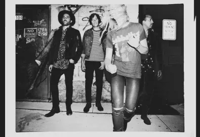 Nova música: Metric - "Now Or Never Now"