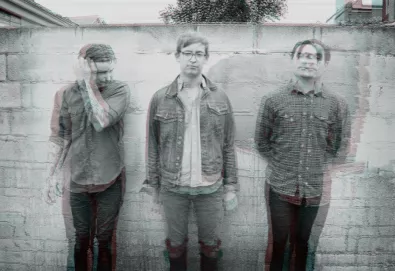 Nova música: METZ - "Drained Lake"