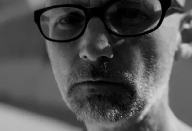 Nova música: Moby - "This Wild Darkness"