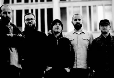 Mogwai retorna com novo disco em 2014; ouça o single "Remurdered"