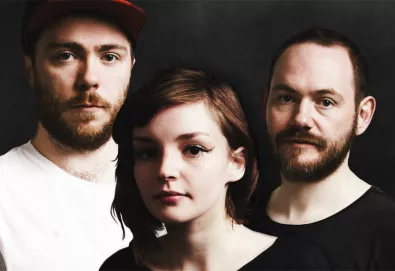 CHVRCHES - "Leave A Trace" (Four Tet Remix)